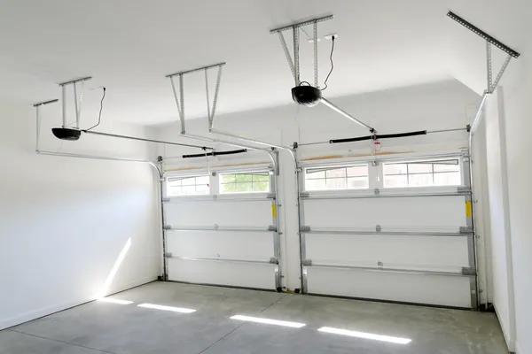 When to Call Garage Door Repair Fort Worth Professionals